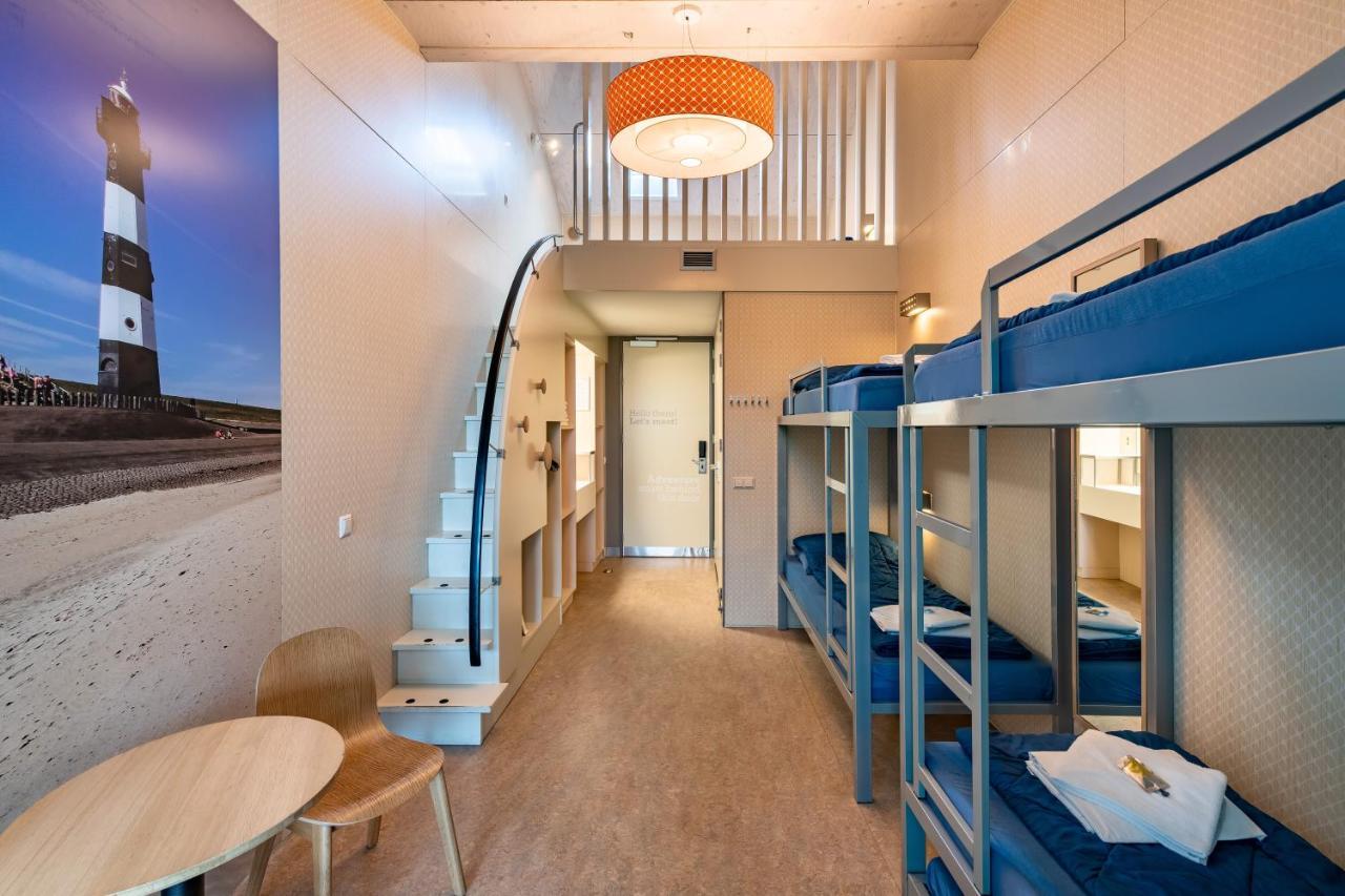Familienzimmer für 6 Personen mit eigenem Bad und Dusche