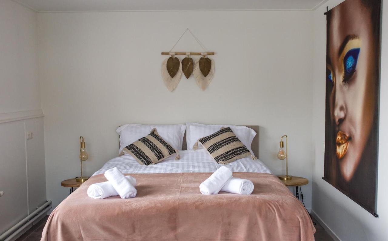 Double Room with Private External Bathroom