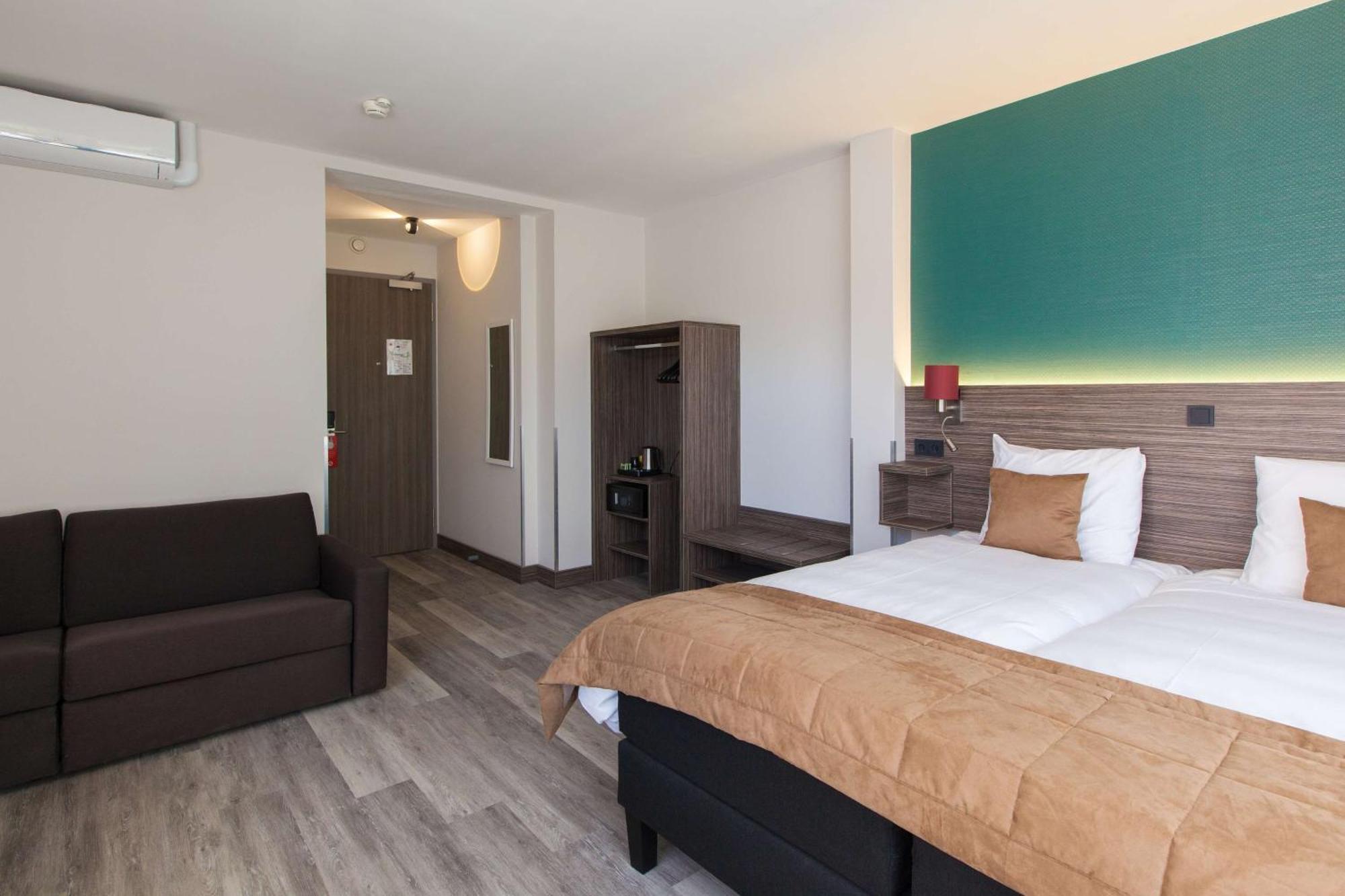 Family Twin Room