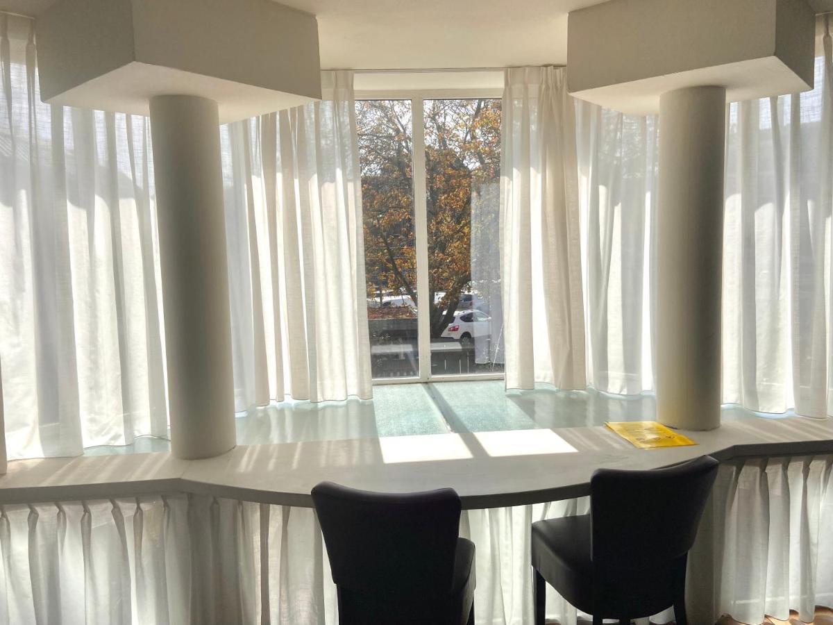 Vierpersoonskamer met Eigen Badkamer