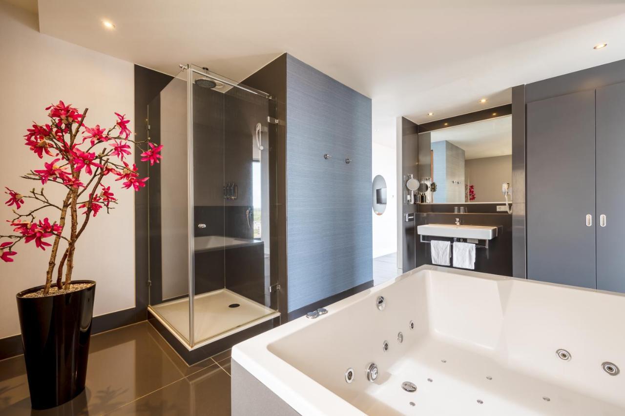 Executive Suite mit Doppelbett und separatem Wohnzimmer