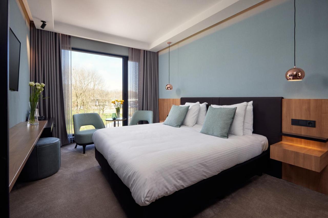 Standard King Room,1403176562:JPEG
