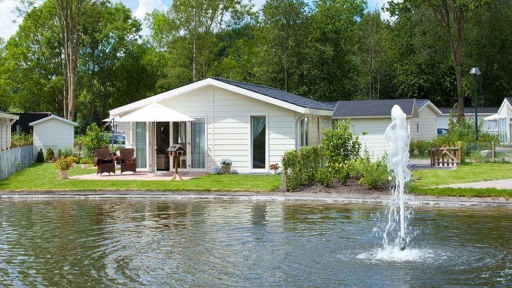 Chalet met 2 slaapkamers Carre 4