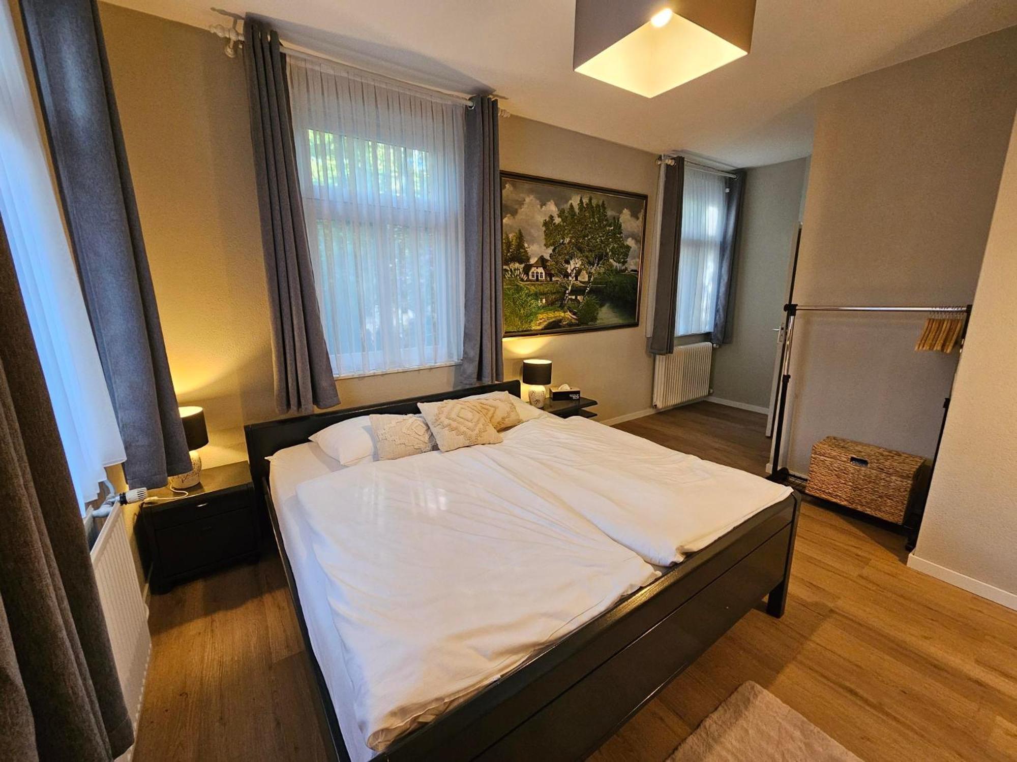 Kamer met Kingsize Bed
