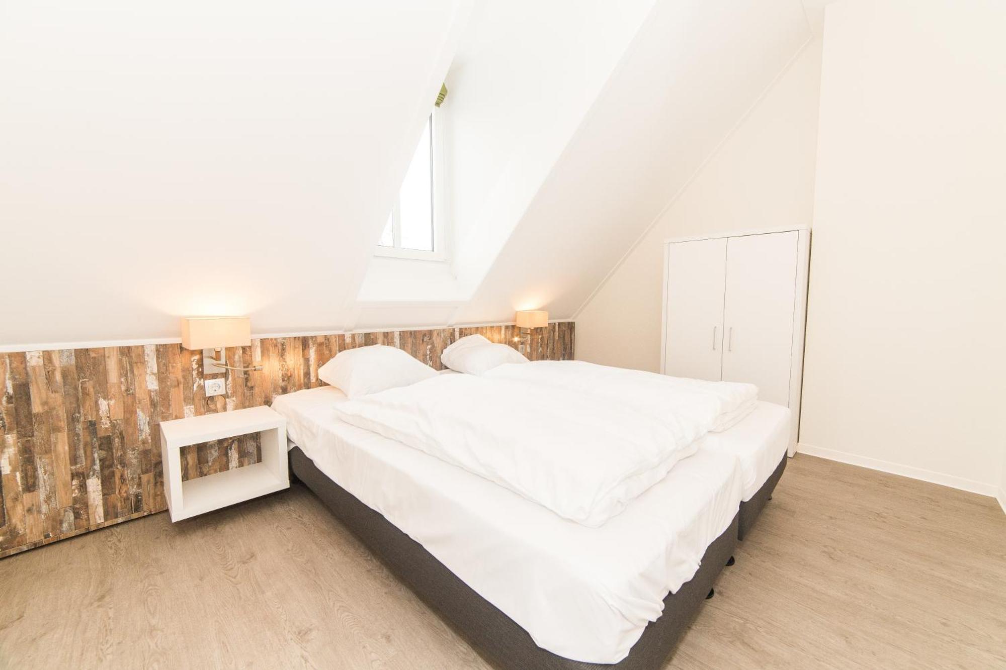 Luxury 3-bedroom Apartment Terrace