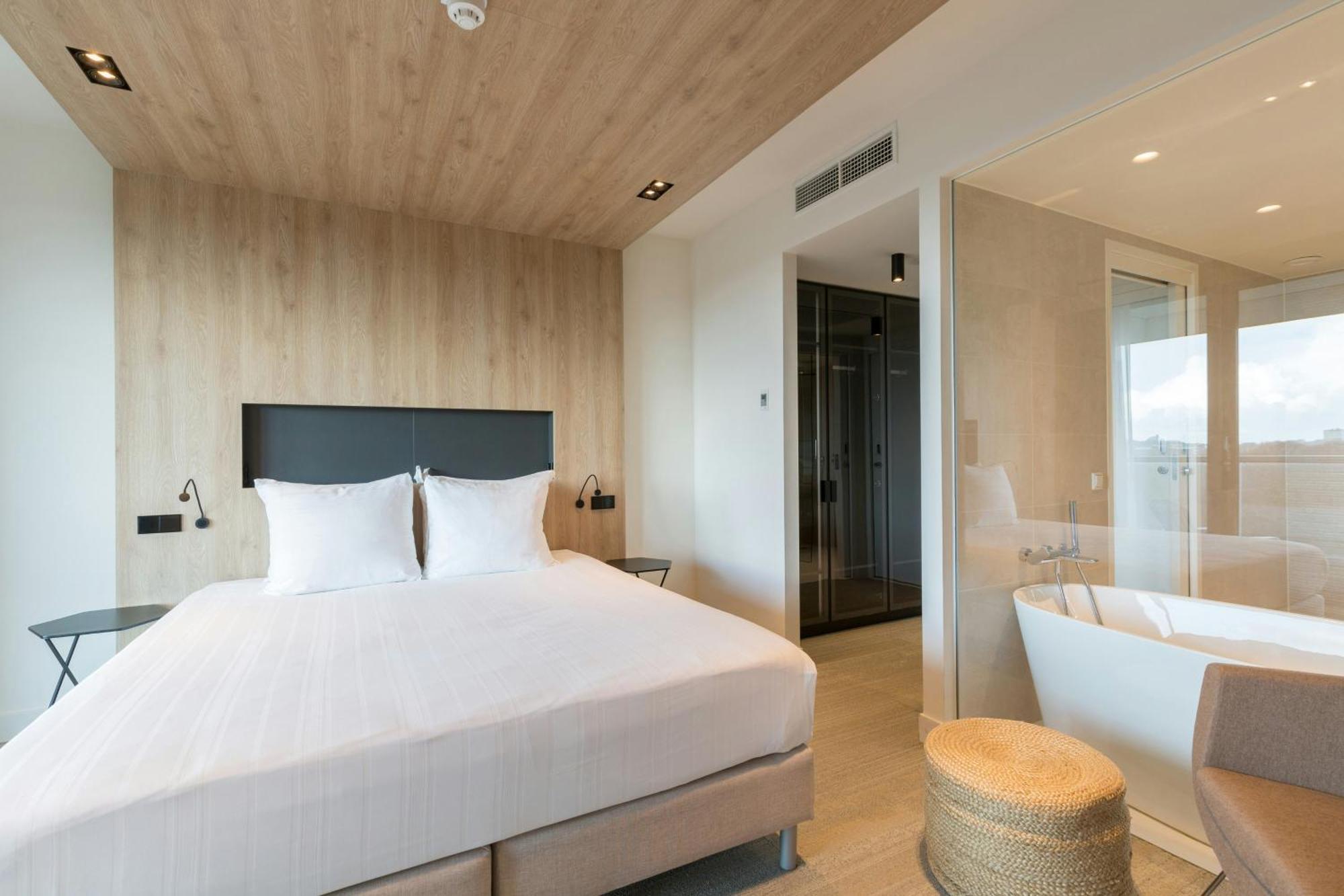 Hoeksuite met 1 Kingsize Bed