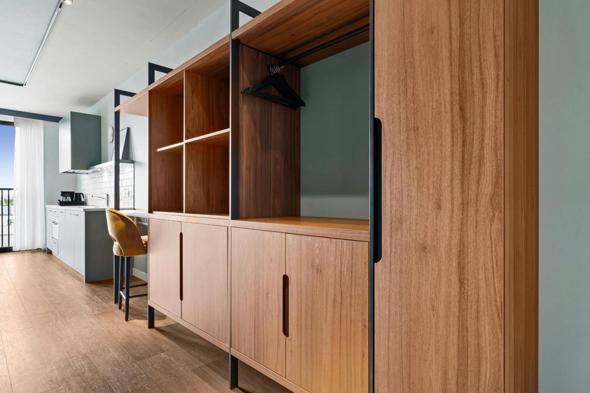 Studio Appartement met 2 Aparte Bedden