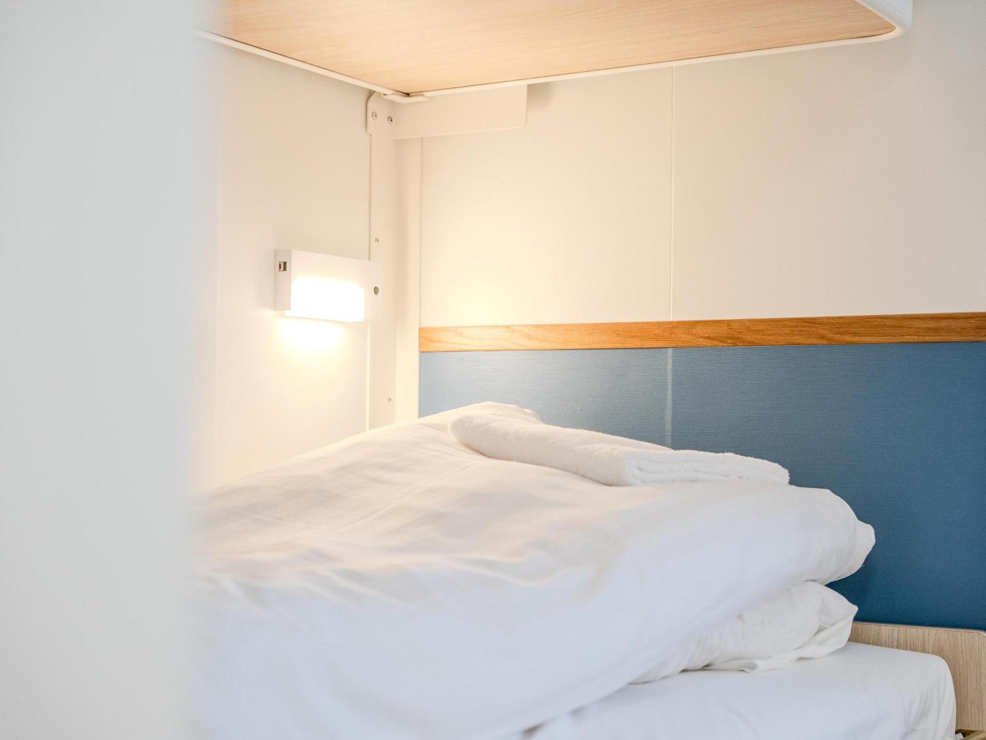 Standard inside 2-bed bunk cabin