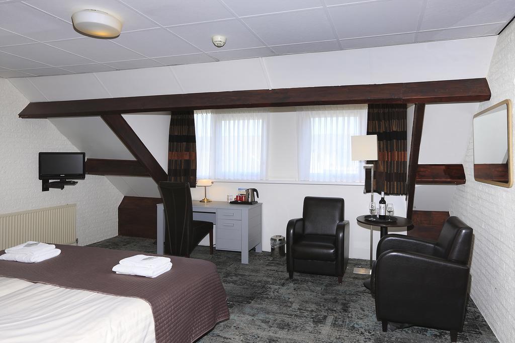 Double Room with Shower