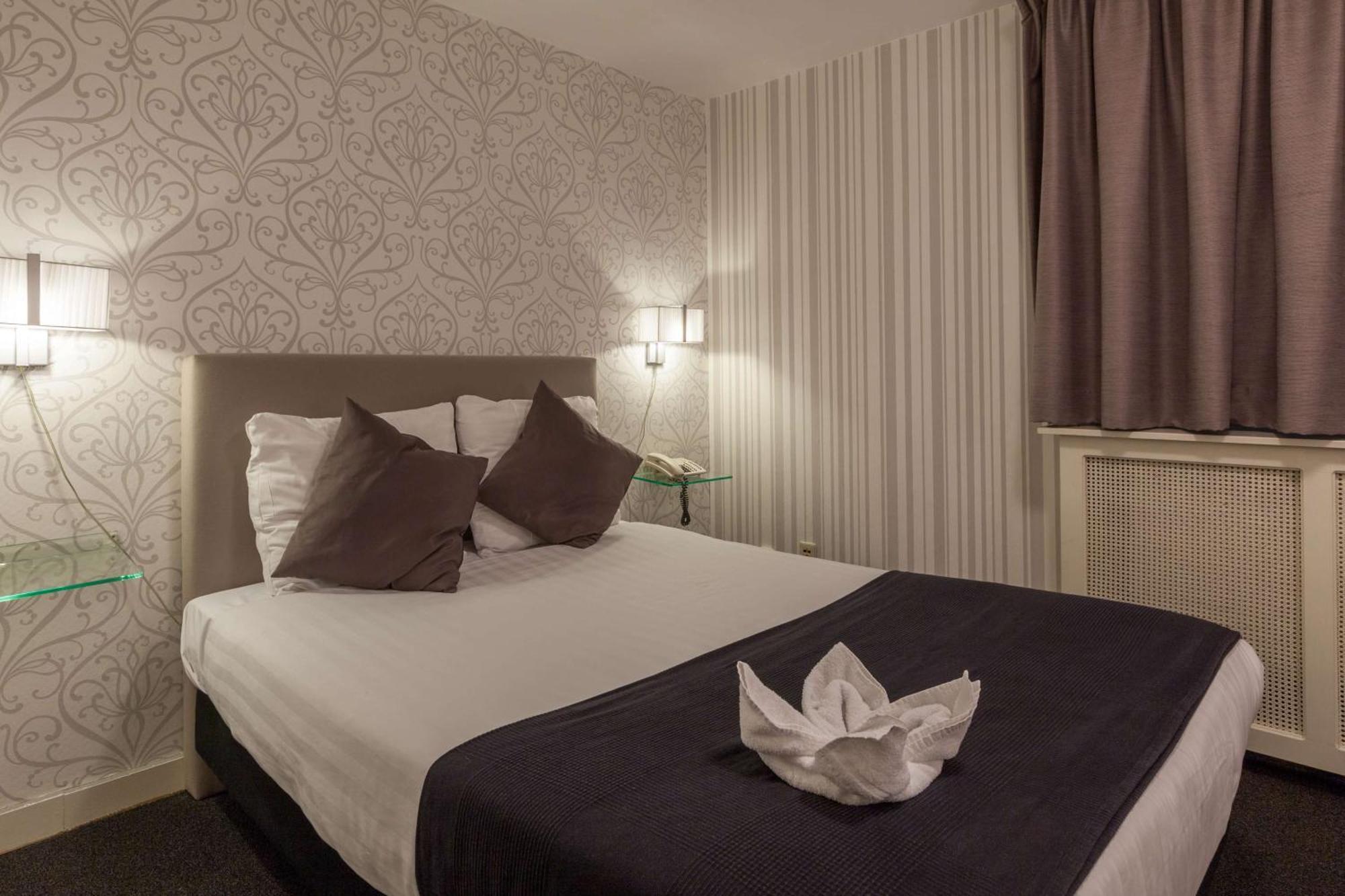 Business Kamer met Queensize Bed