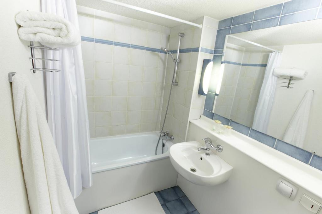 Quarto Duplo