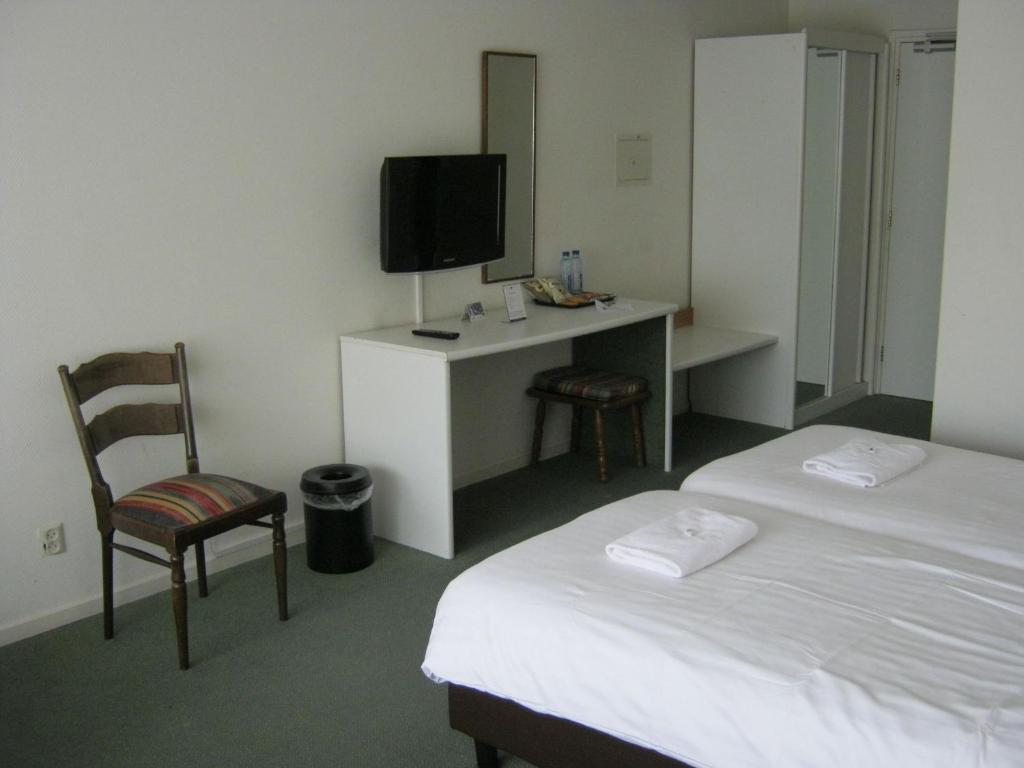 Twin Room with Terrace