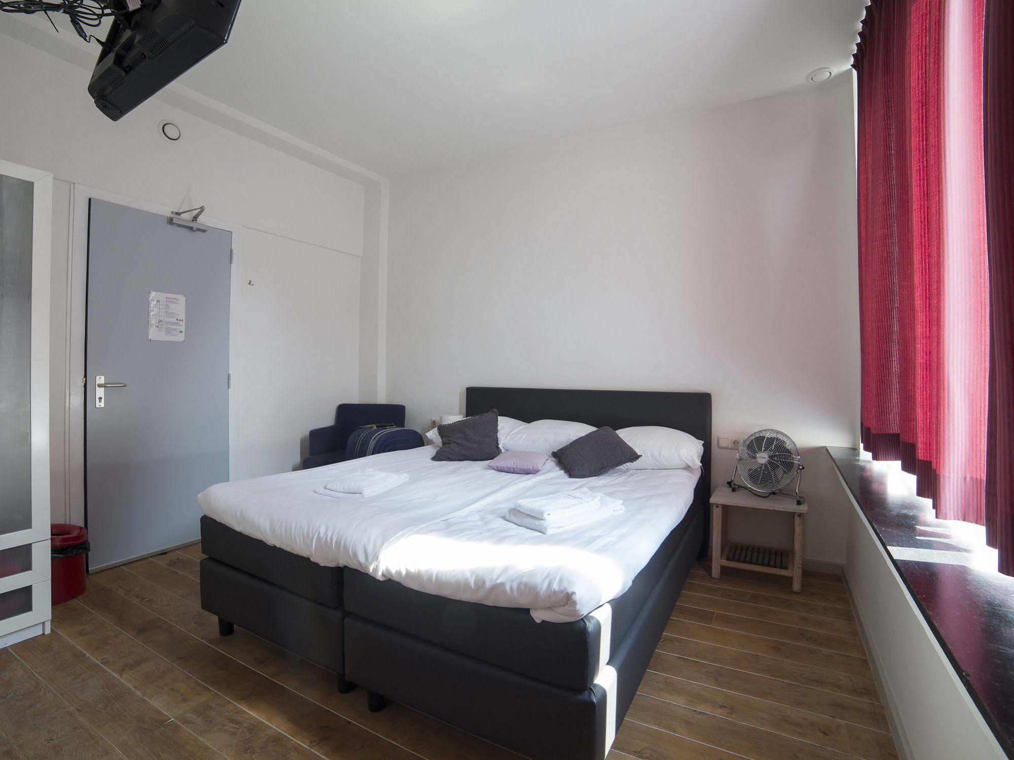 Deluxe Double Room,1713400255:JPEG