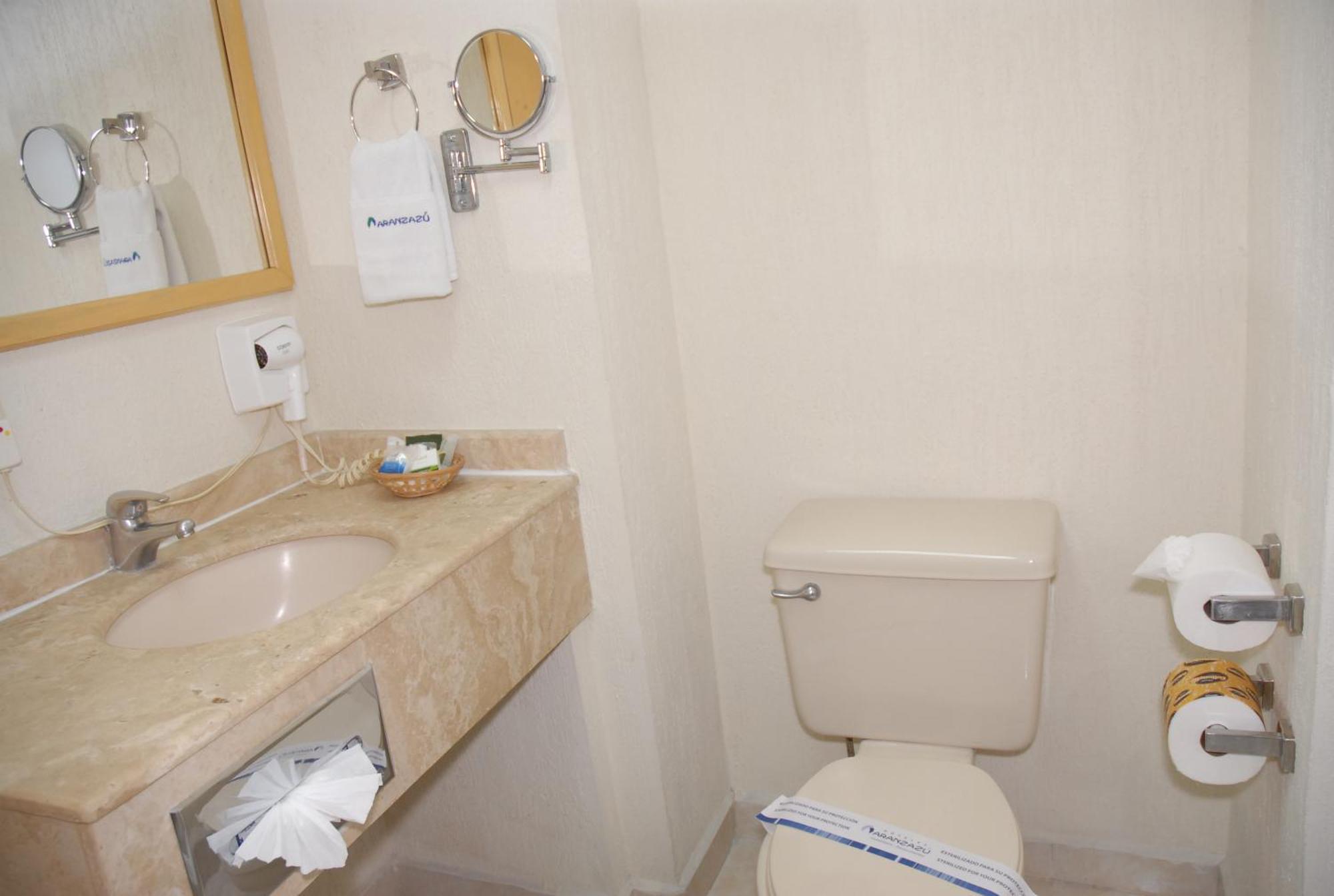 Grand Deluxe Double Room with Balcony