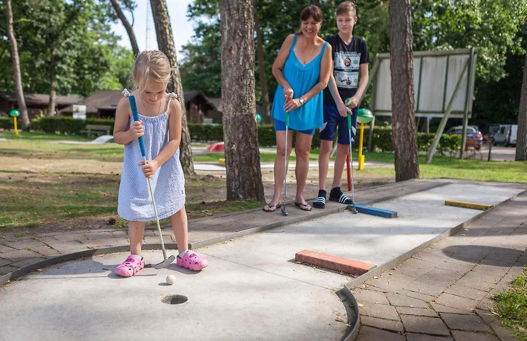 Oostappen Vakantiepark Arnhem Bv-1