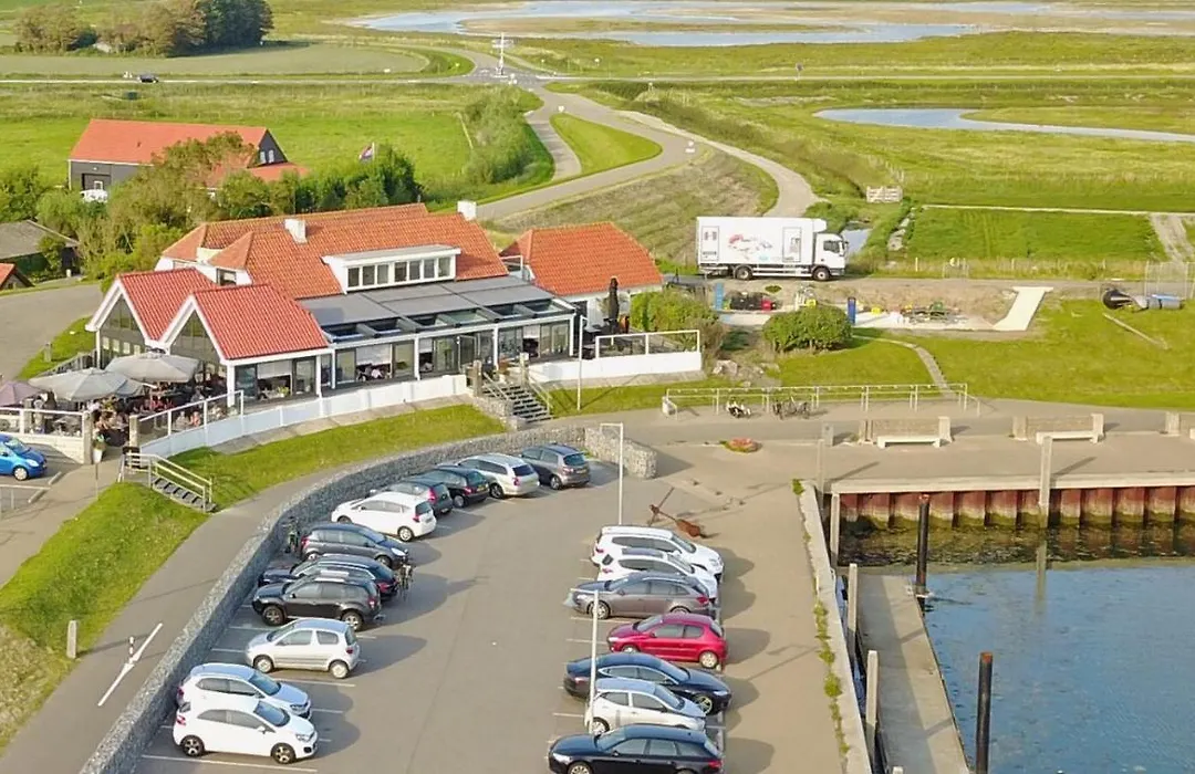 Heerenkeet 4 pers appartement aan de Oosterschelde-1