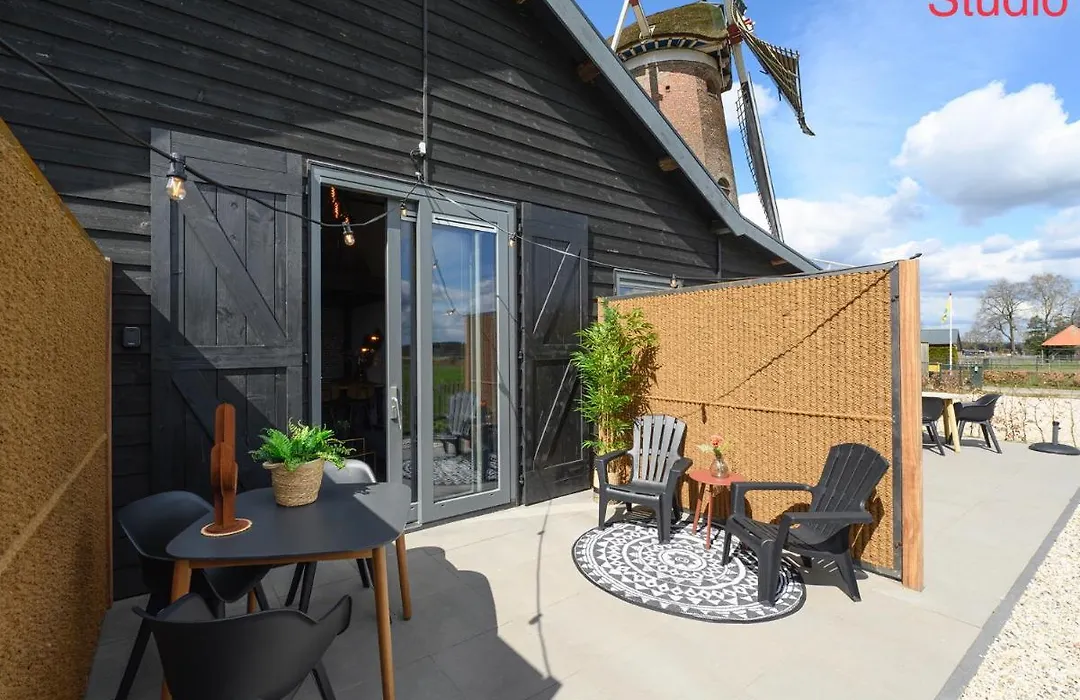 Onder de Molen-1