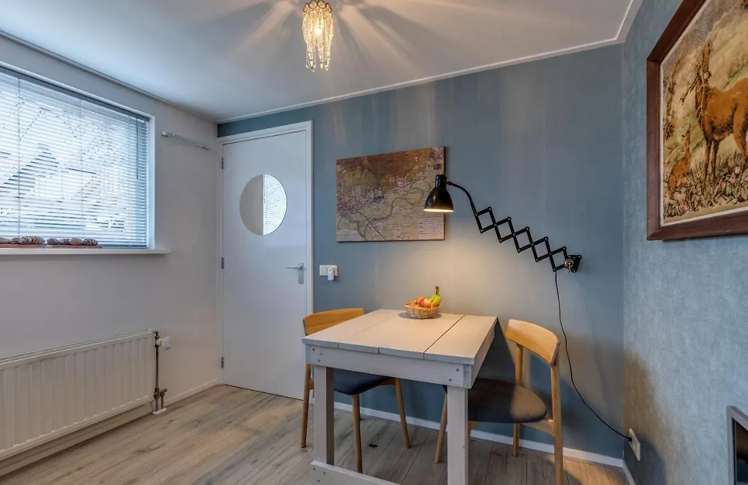 B&B Larenstein logeren in een tiny house-1