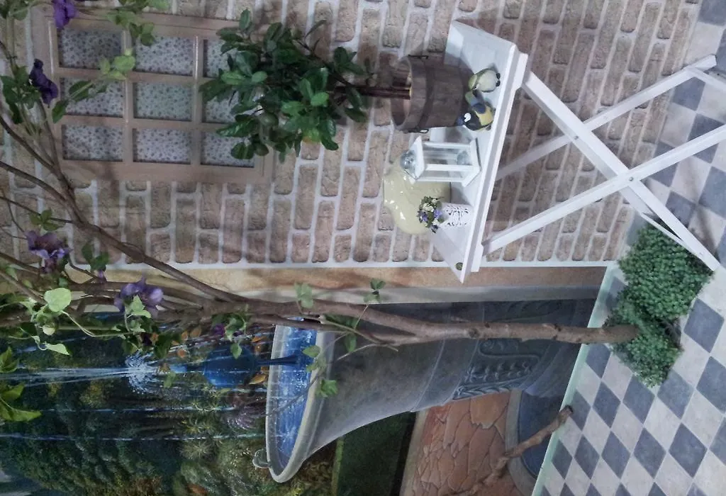 B&B Villa de Thee Tuin-1