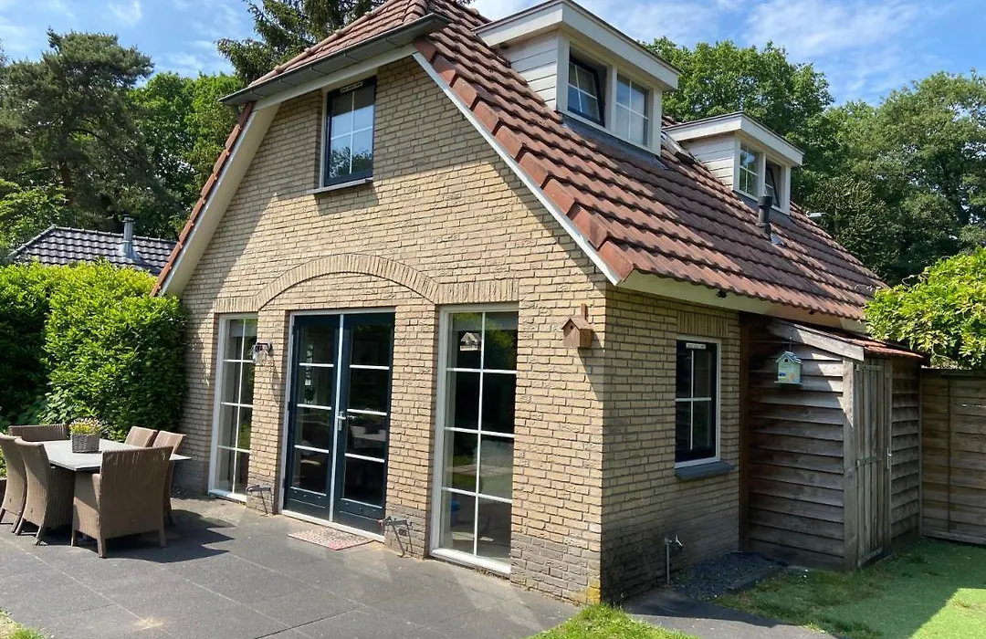 Bosboerderij de Veluwe, luxe huisje in het bos-1