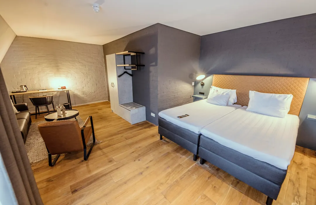 Leonardo Hotel Lelystad City Center-1