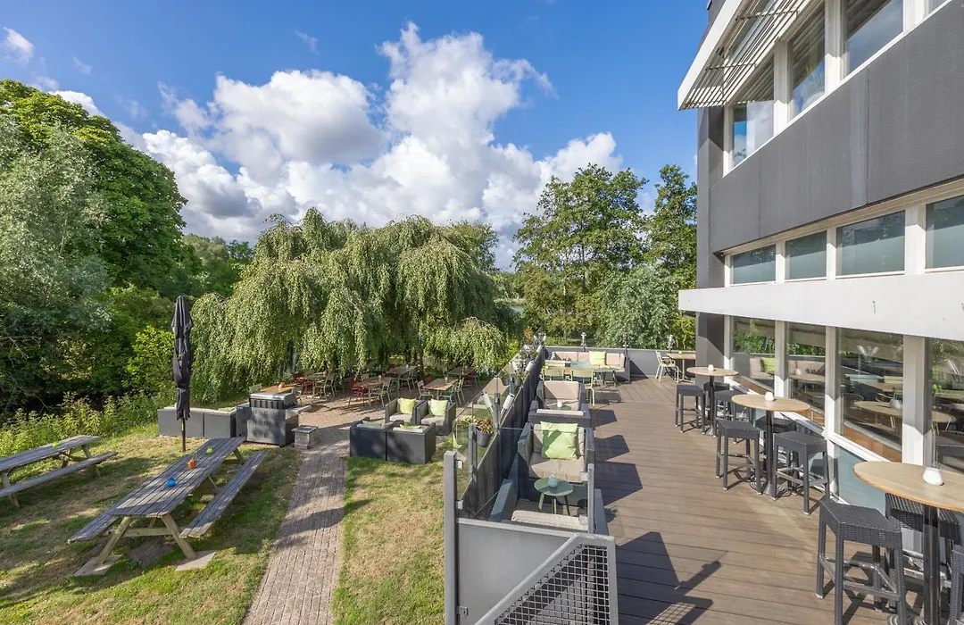 Amrâth Airport Hotel Rotterdam-1