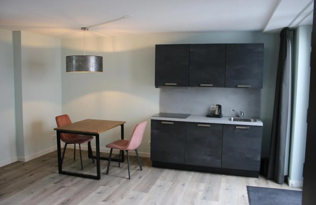 Studio Sis - Aparthotel-1
