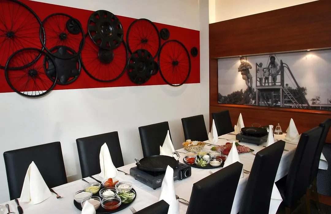 Hotel De Zoete Inval Haarlemmerliede-1