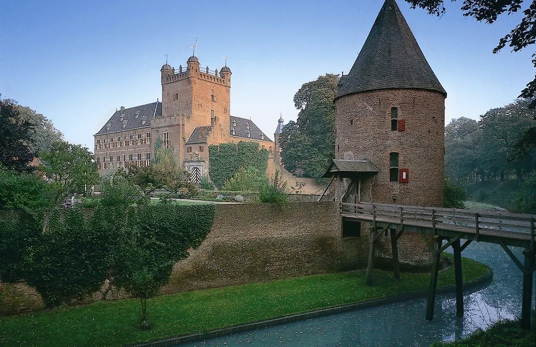 Kasteel Huis Bergh-1