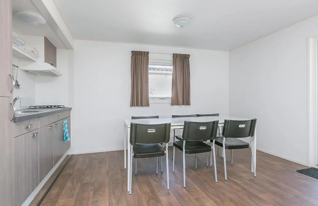 Oostappen Vakantiepark Prinsenmeer Bv-1