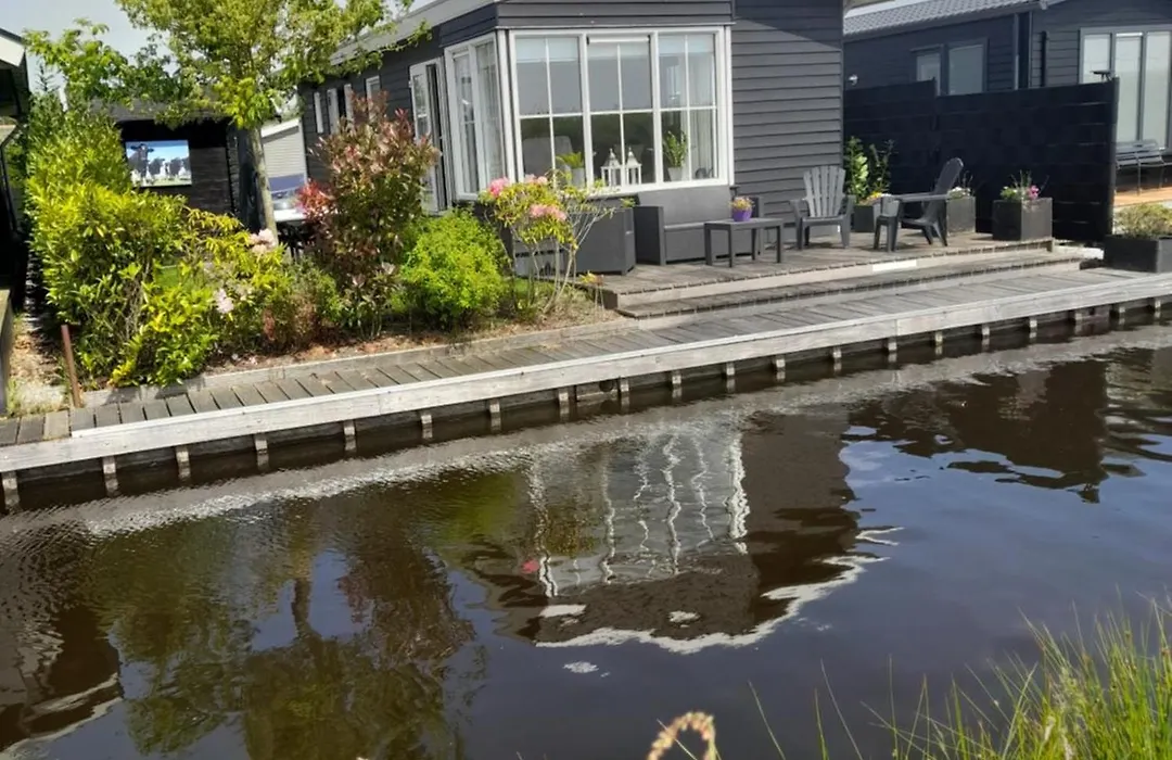 Wuivend Riet gelegen op Resort Venetie-1