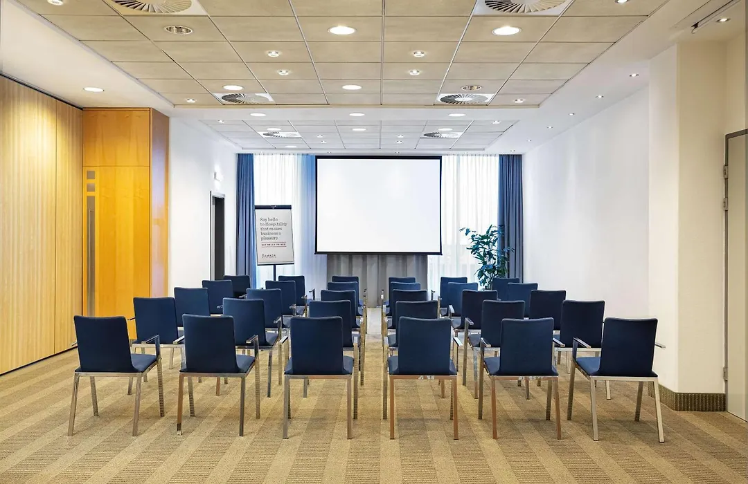 Ramada By Wyndham Amsterdam Airport Schiphol-1