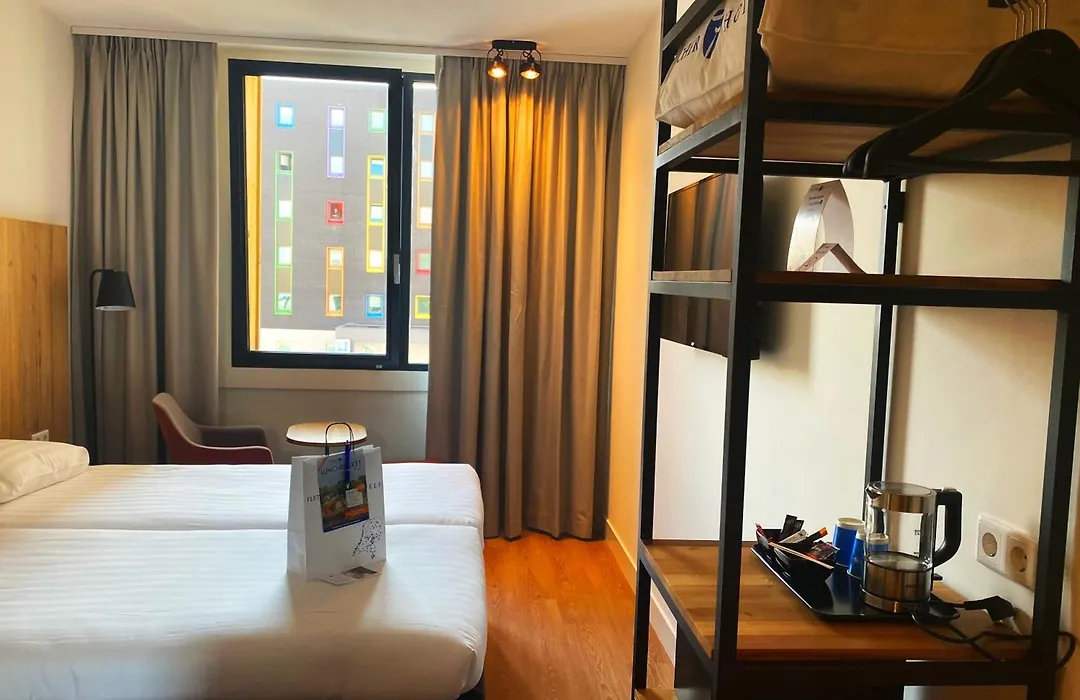 Fletcher Hotel Rotterdam-Airport-1