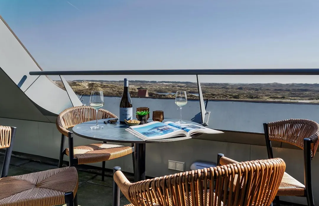 Paal 8 Hotel Aan Zee-1