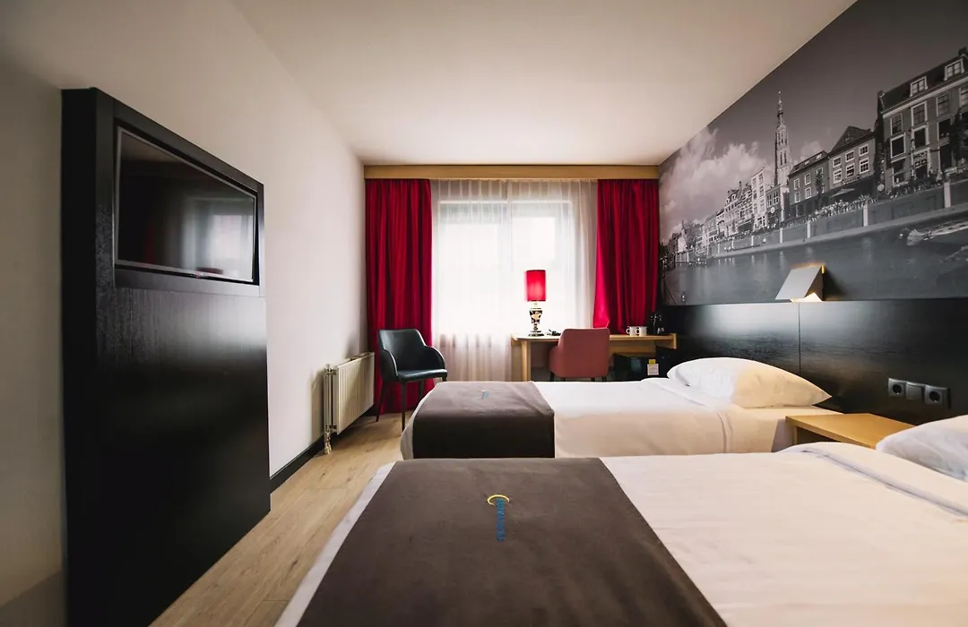 Bastion Hotel Breda-1