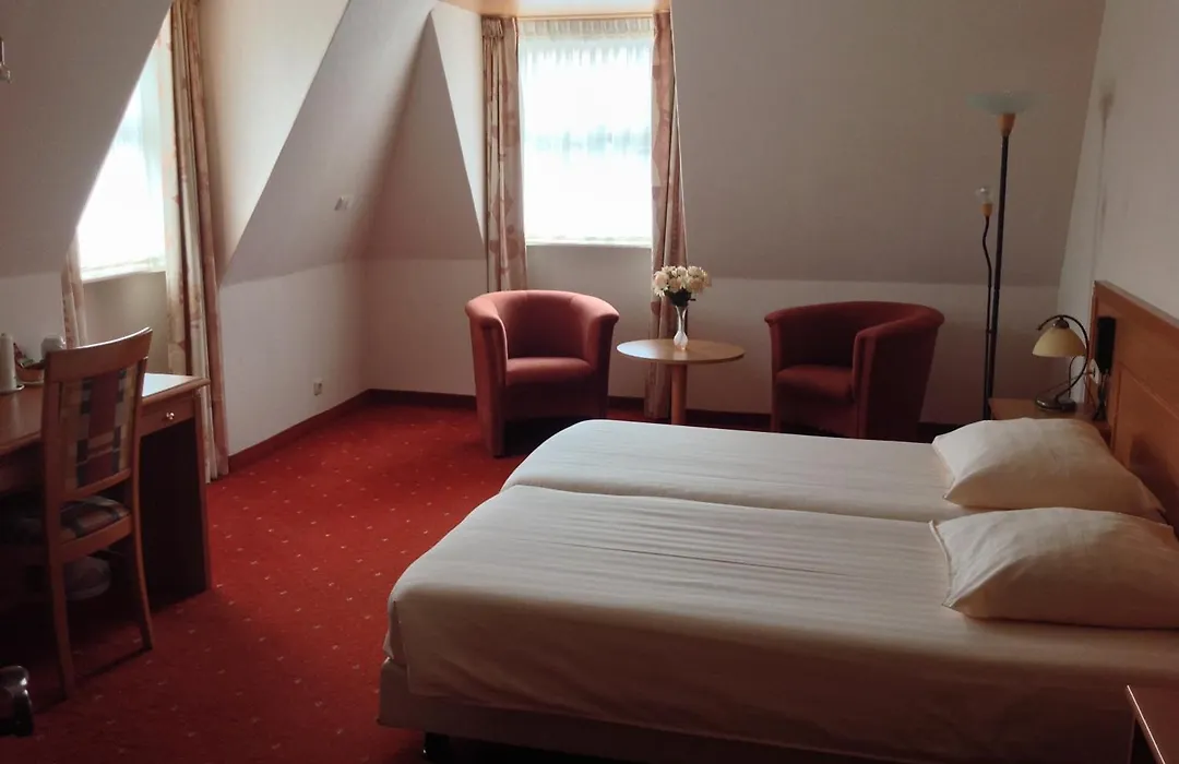 Suydersee Hotel-1