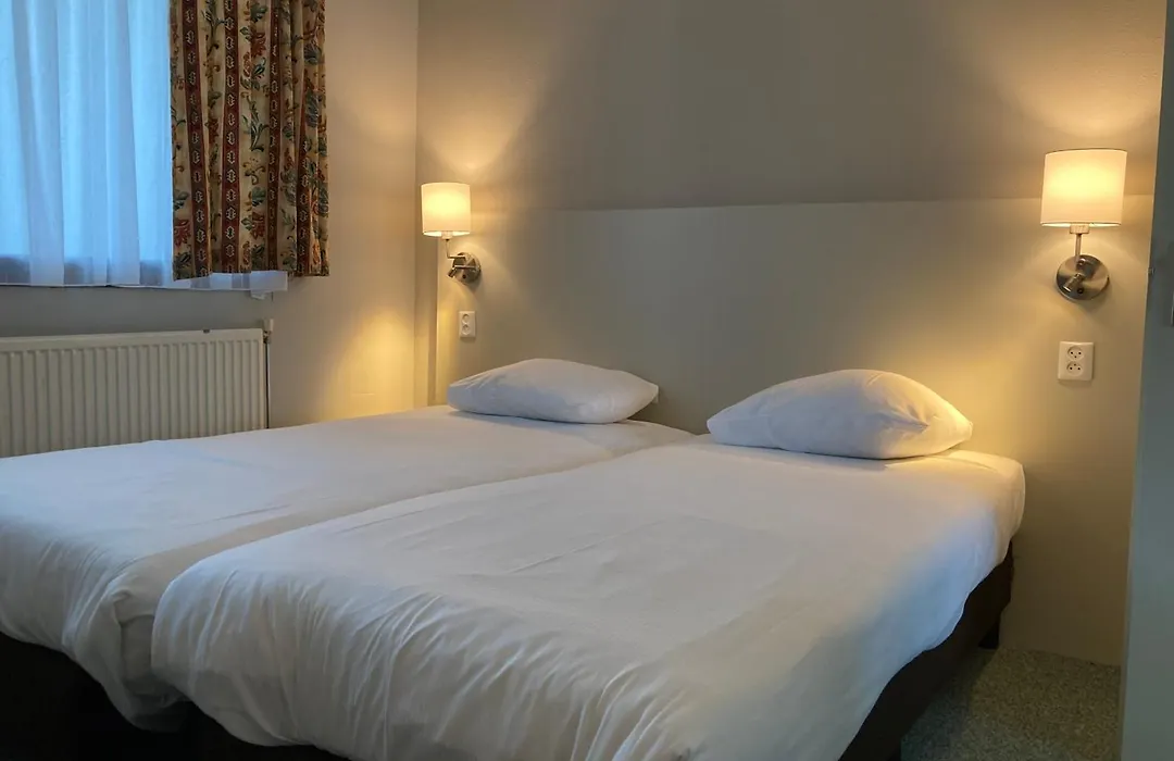 Fletcher Hotel-Restaurant De Witte Brug-1
