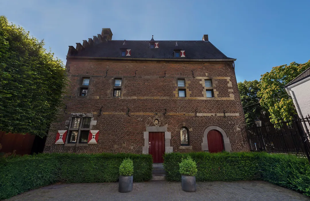 Kruisherenhotel Maastricht-1