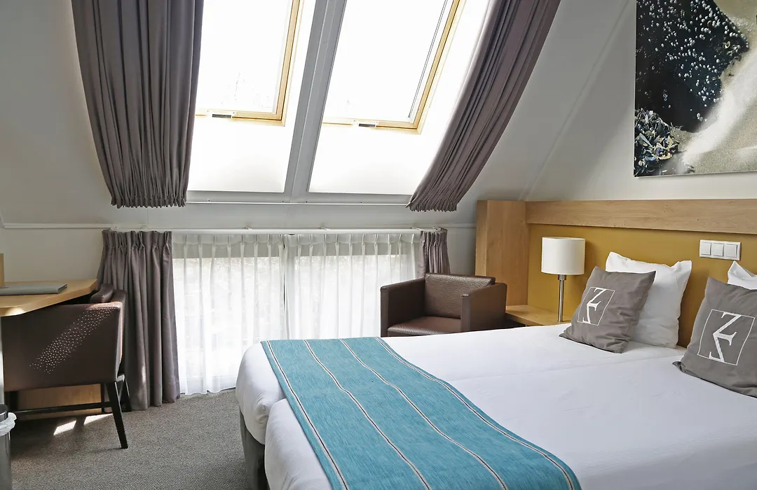 Hotel Zeezicht-1