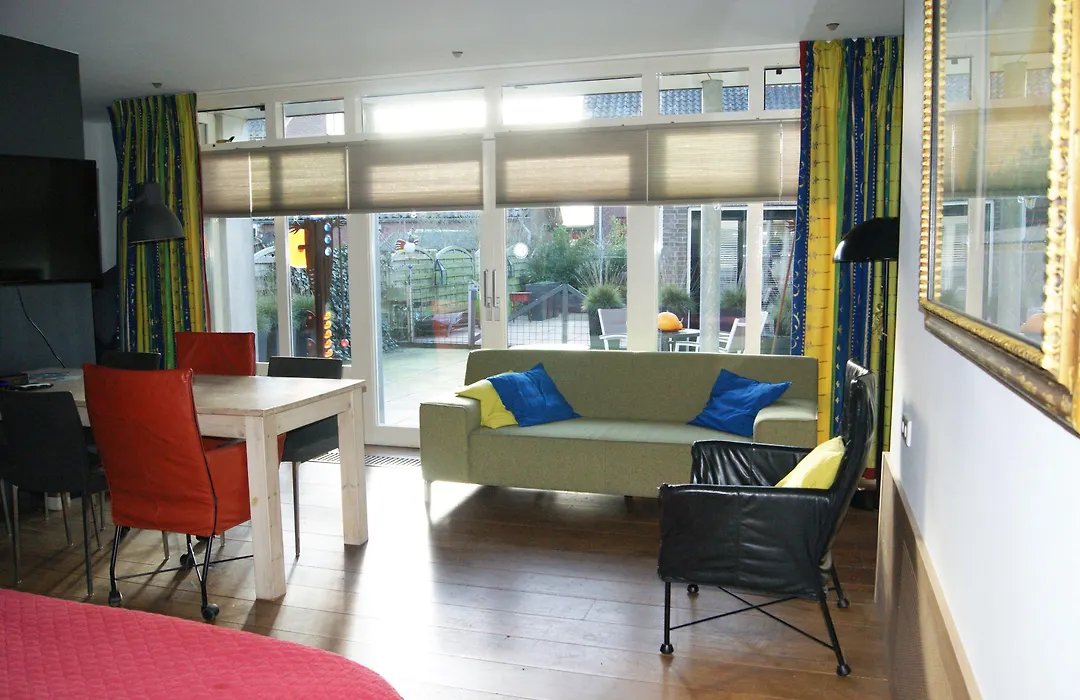 Bed&Breakfast Maasland-1