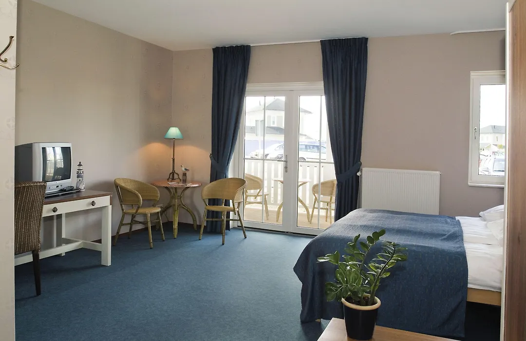 Roompot Cape Helius Beach Hotel-1