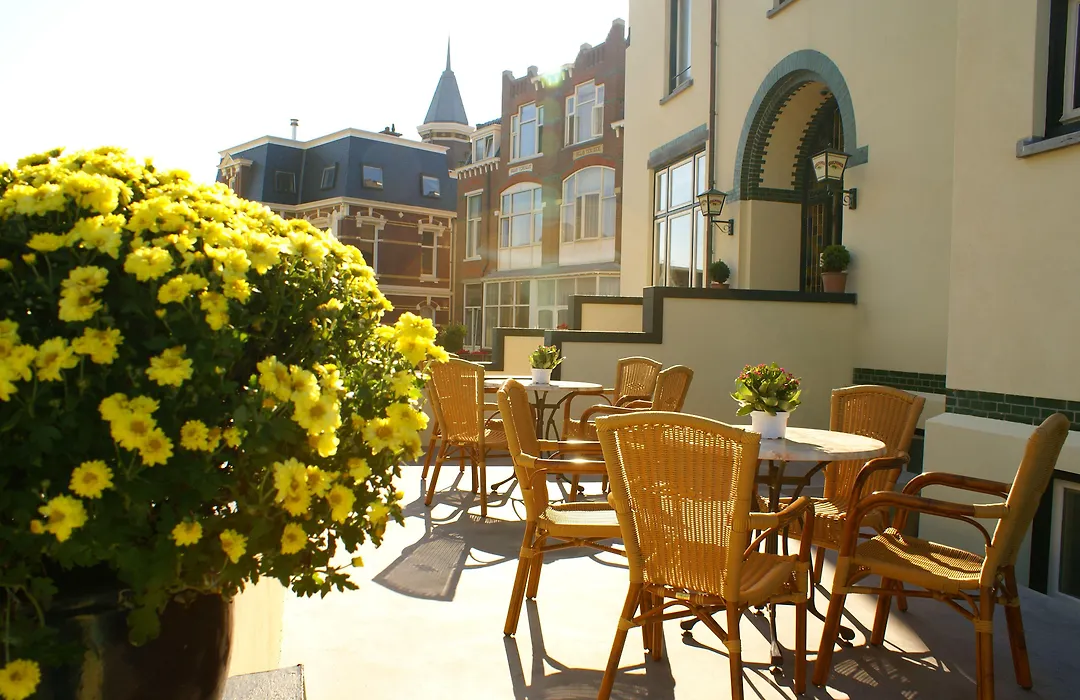 Boulevard Hotel Scheveningen-1