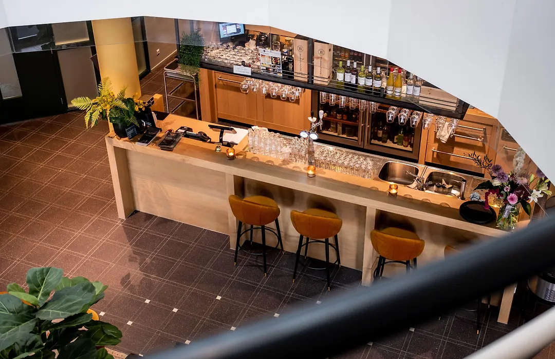 Nero Office Hotel & City Cafe-1