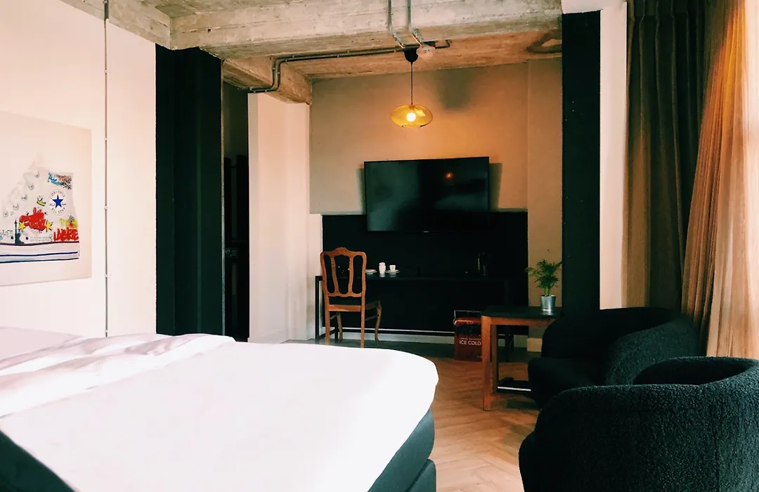 Bed, Bites & Business Hotel Rotterdam-1
