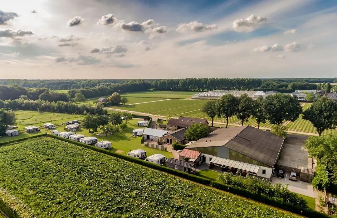 Camping en vakantiewoning 'Ut Tumpke'-1