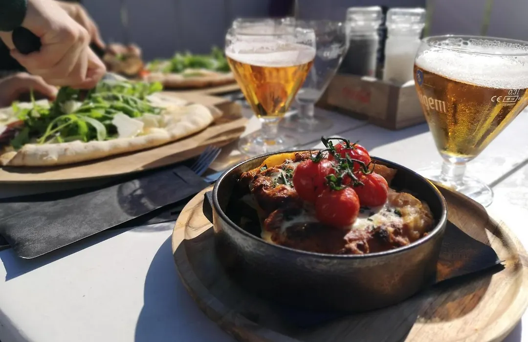 Zonneweelde, Vakantie aan Zee-1