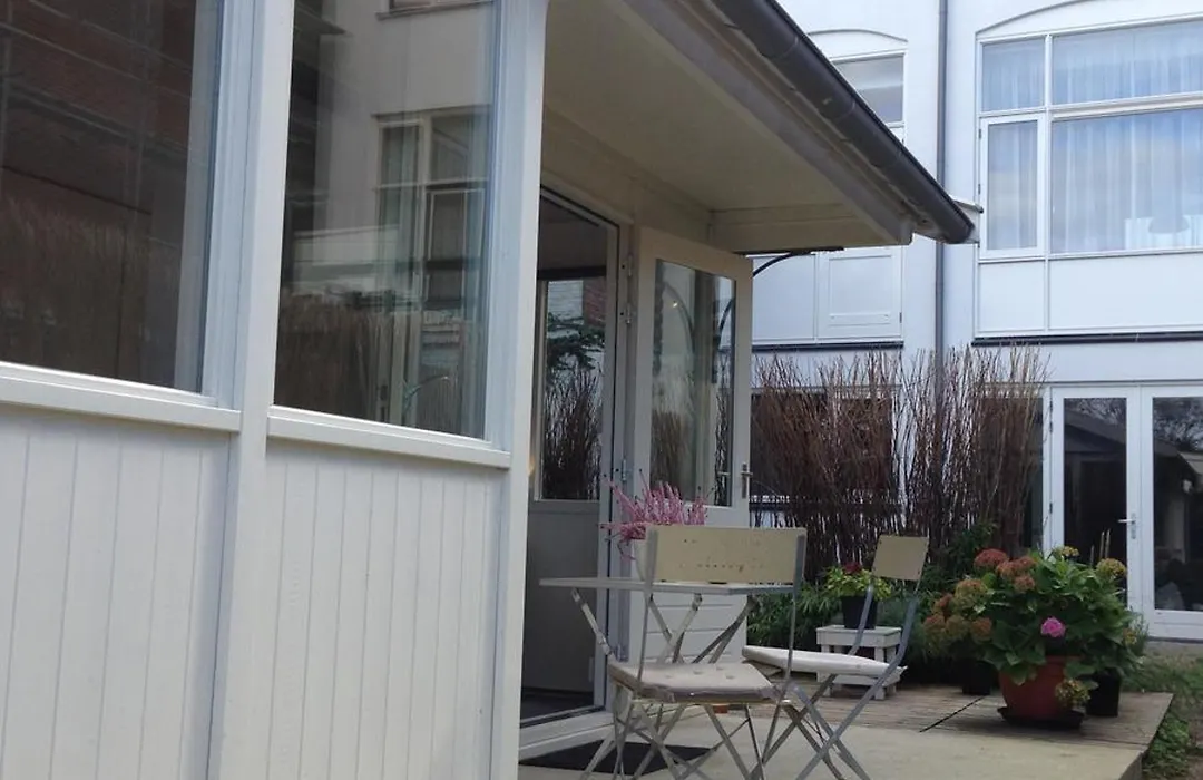 Tiny House Madame Jeanette nabij centrum en zee-1