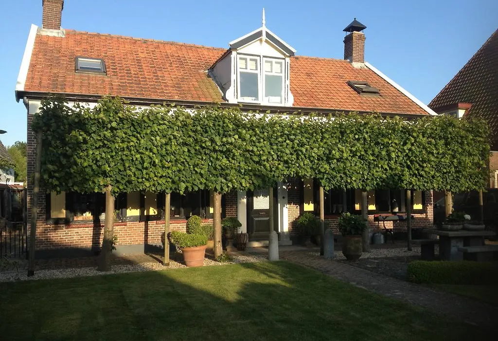 Het Koetshuis-1