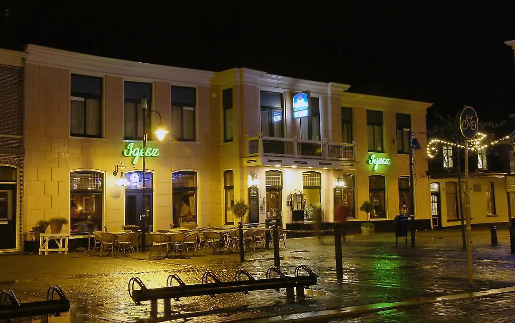 Slothotel Igesz-1