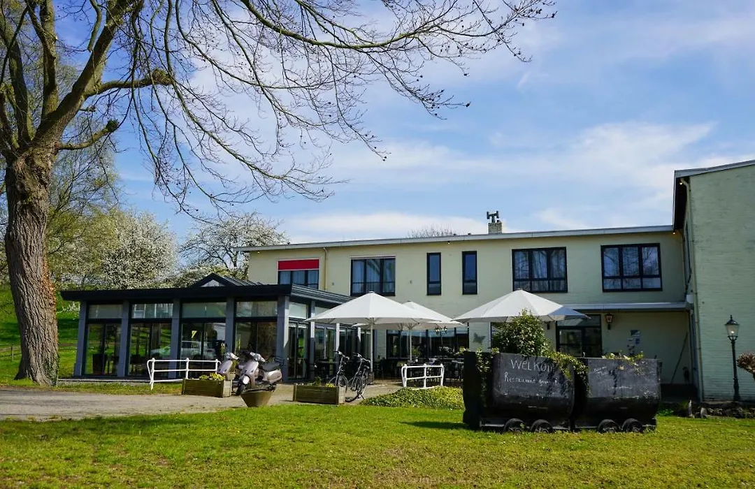 Hotel Restaurant Op De Beek-1